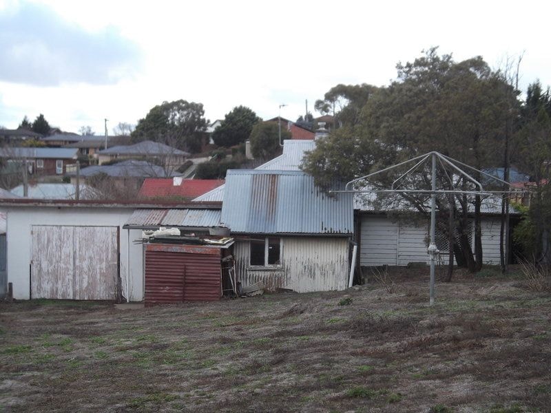 12 Cromwell Street COOMA NSW, Cooma - Thumbnail 2
