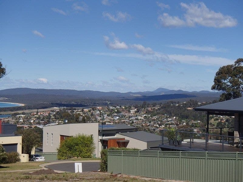 10 Jabiru Court Merimbula NSW, Merimbula - Thumbnail 2