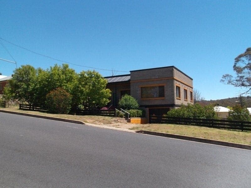1A & 1B Chapman Street COOMA NSW, Cooma - Thumbnail 3