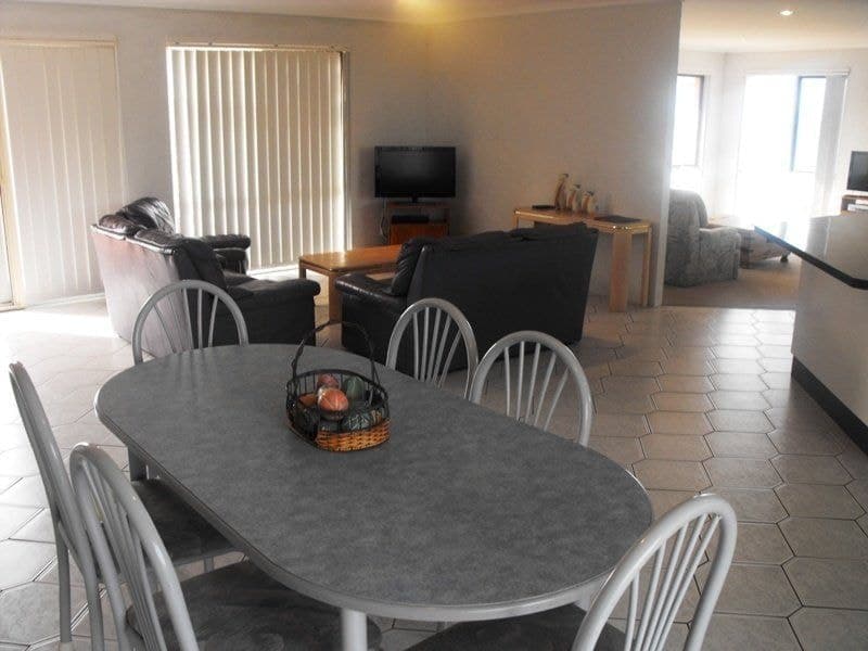 14B Surf Circle Tura Beach NSW, 14b Surf Circle Tura Beach - Image 1