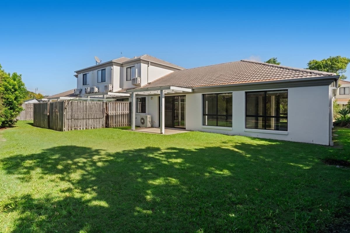 136 / 8 GHILGAI ROAD, Merrimac, Merrimac - Thumbnail 6