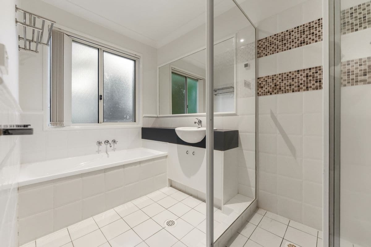 63 / 2-6 GHILGAI ROAD, Merrimac, Merrimac - Thumbnail 7