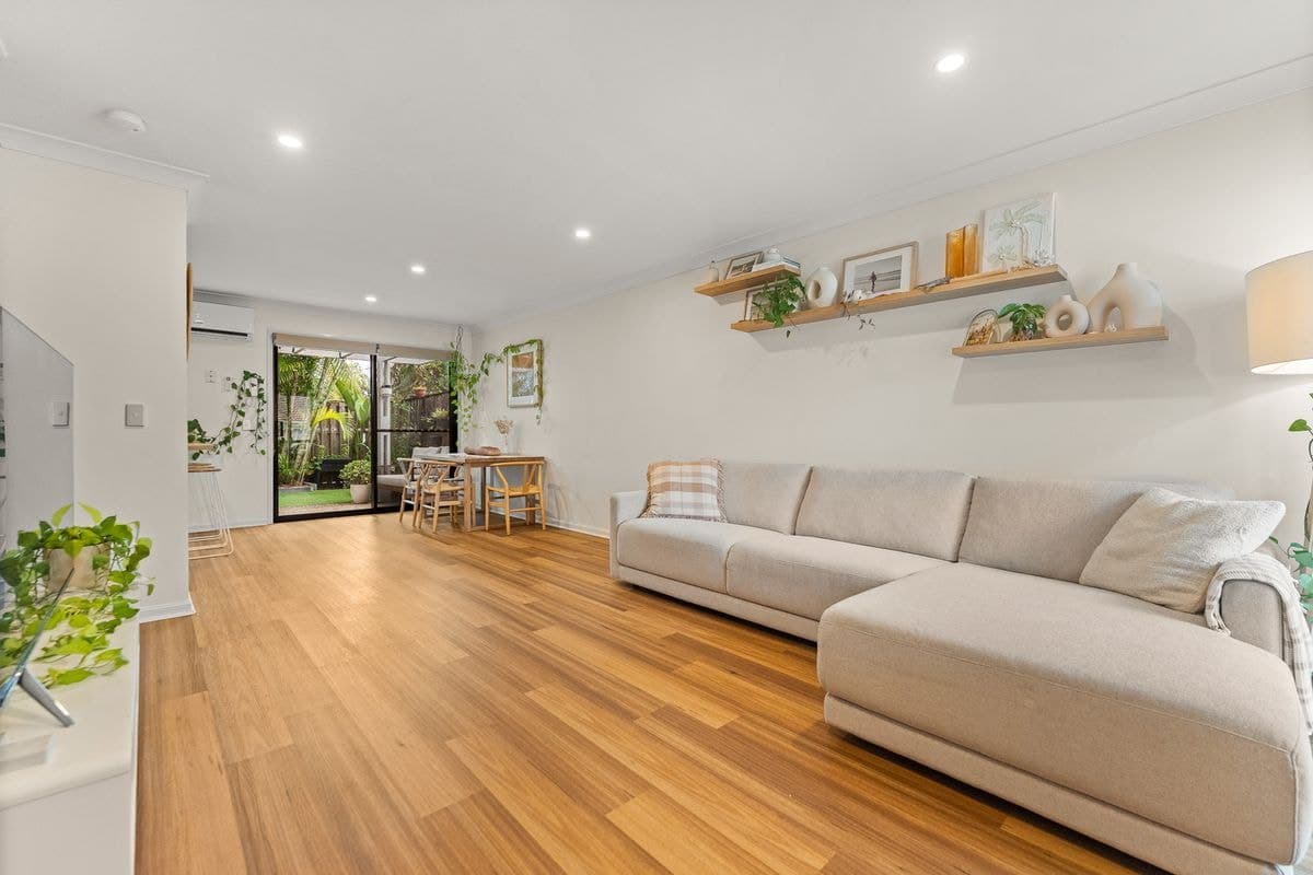 162 / 10 GHILGAI ROAD, Merrimac, Merrimac - Thumbnail 5