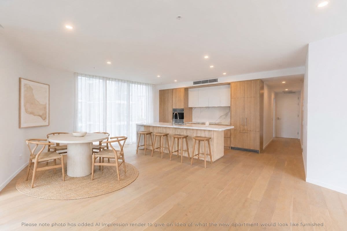 20404 / 11-23 CRONIN AVENUE, Main Beach, Main Beach - Thumbnail 4