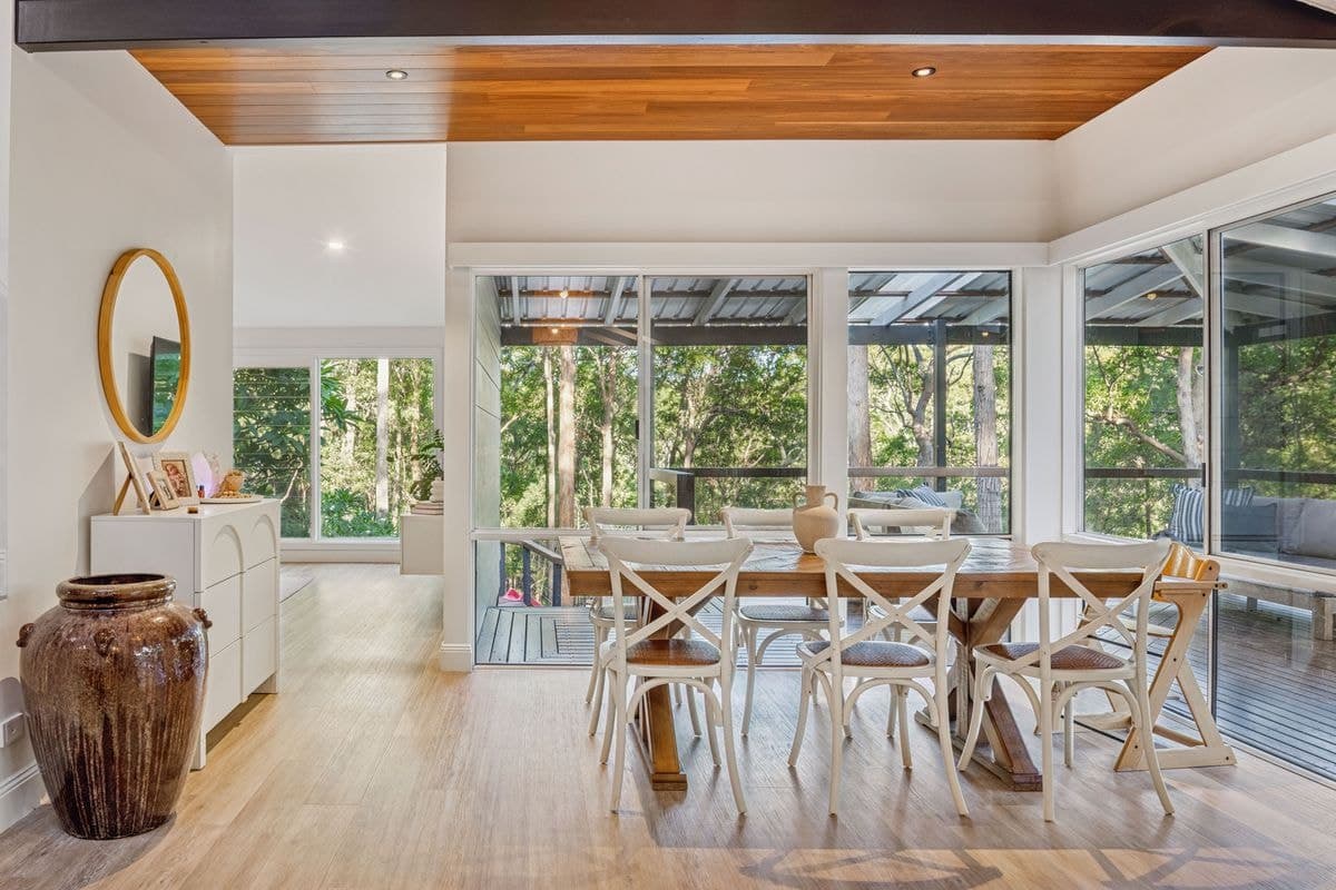 6 DORSET PLACE, Elanora, Elanora - Thumbnail 7