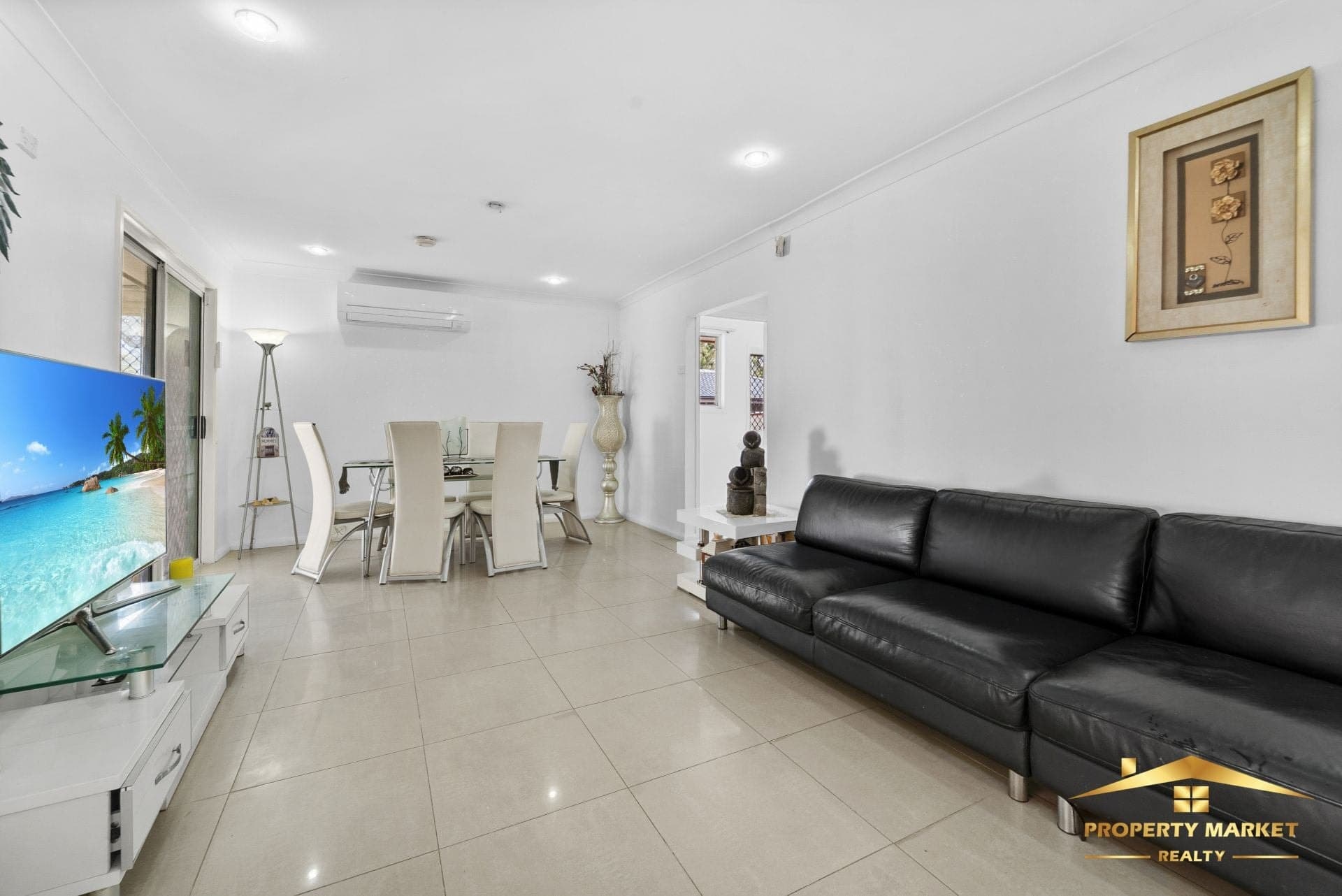19 Hyacinth Avenue Macquarie Fields NSW, Macquarie Fields - Thumbnail 5