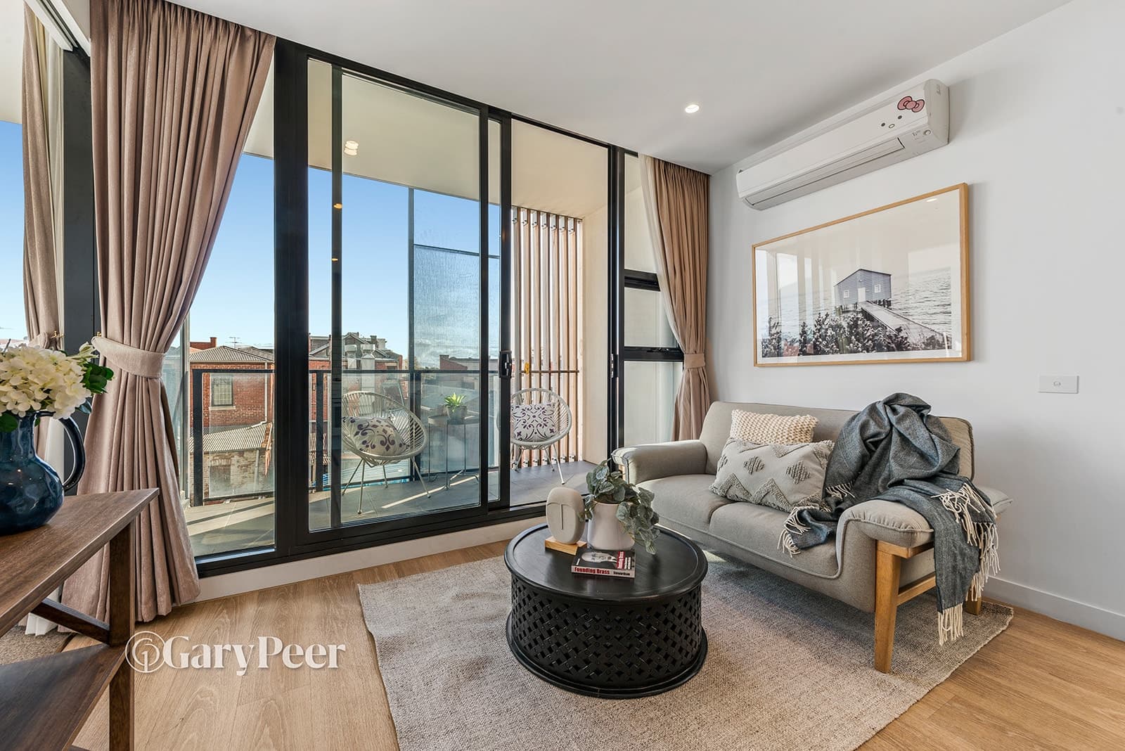 209 / 2 Morton Avenue, Carnegie, Carnegie - Thumbnail 2