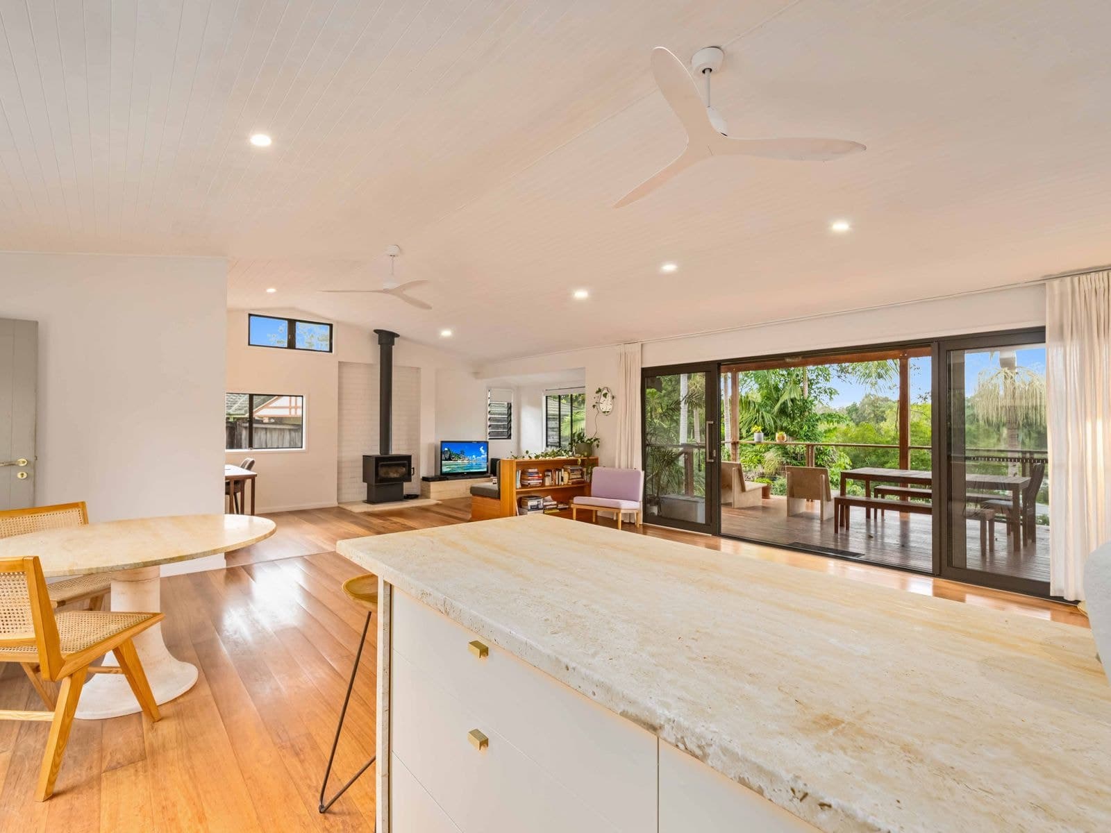 8 Gilba Avenue, Ocean Shores, NSW, Ocean Shores - Thumbnail 6