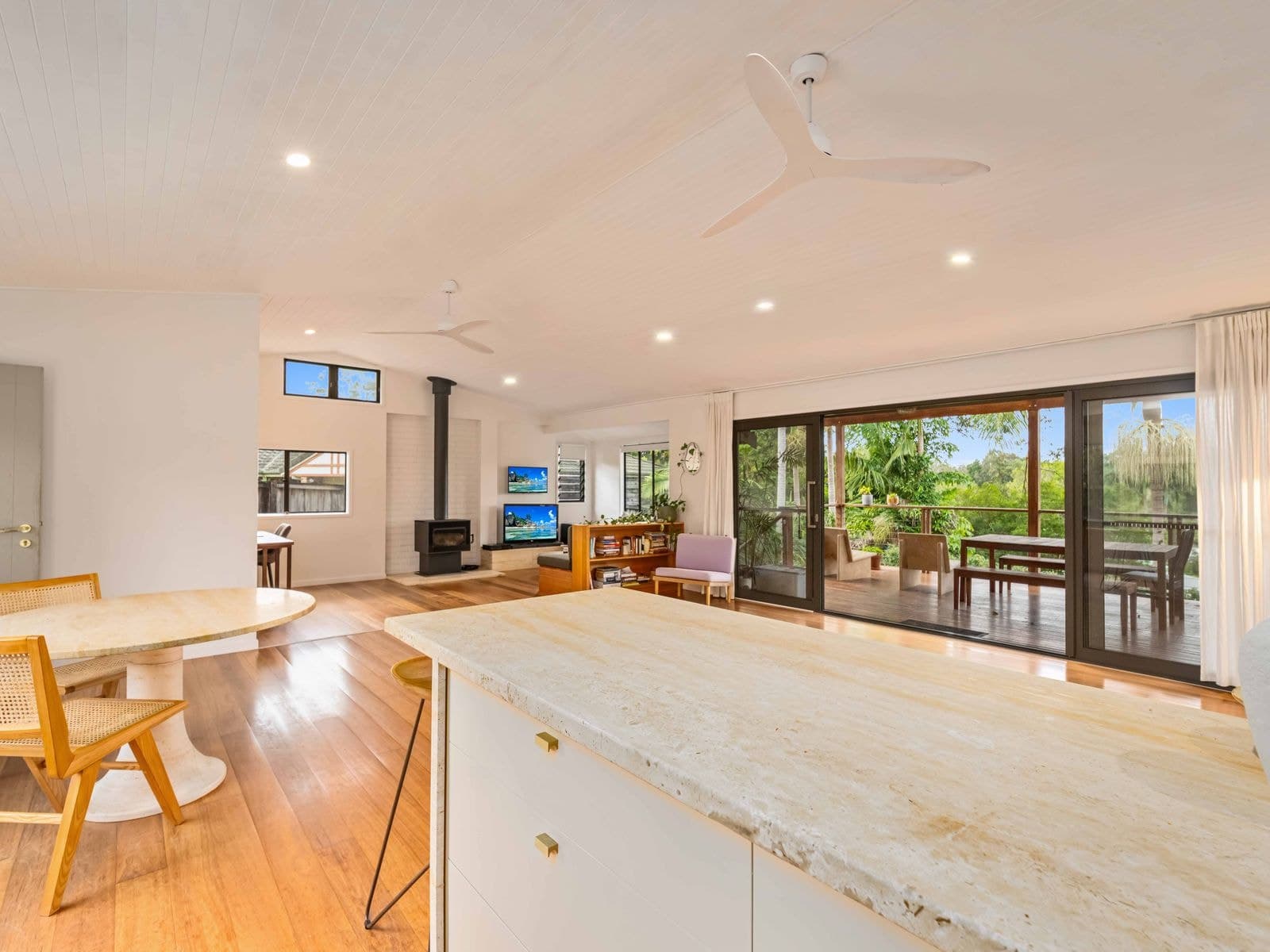 8 Gilba Avenue, Ocean Shores, NSW, Ocean Shores - Thumbnail 8