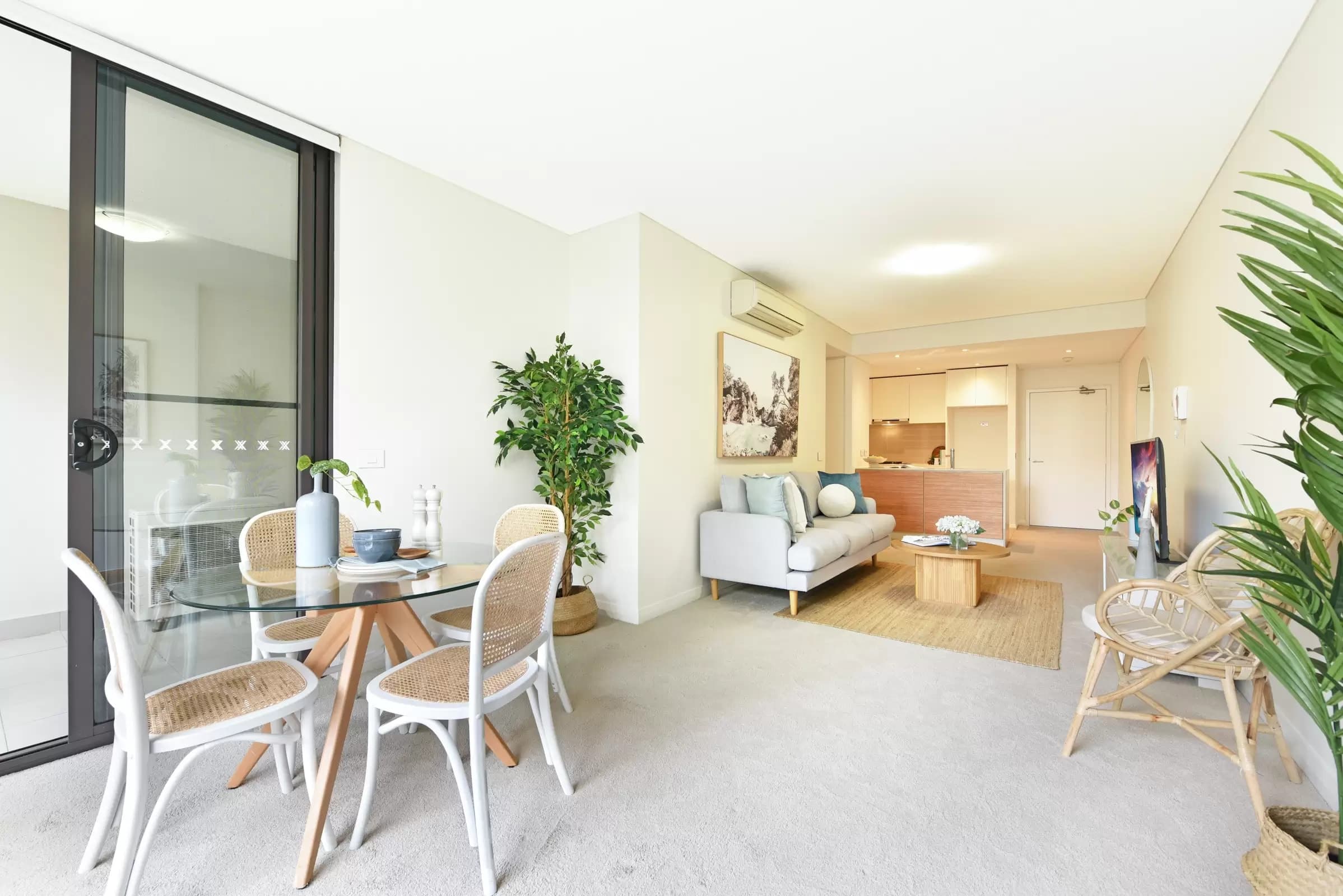319/6 Baywater Drive, Wentworth Point, Wentworth Point - Image 1
