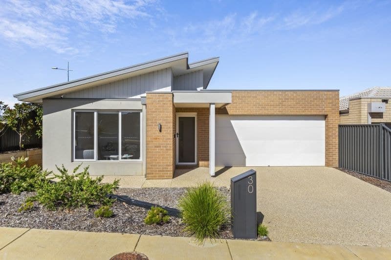 30 Birdwood Drive, St Leonards - Image 1