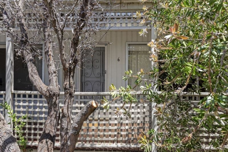 6 Gregory Court, Indented Head - Image 1