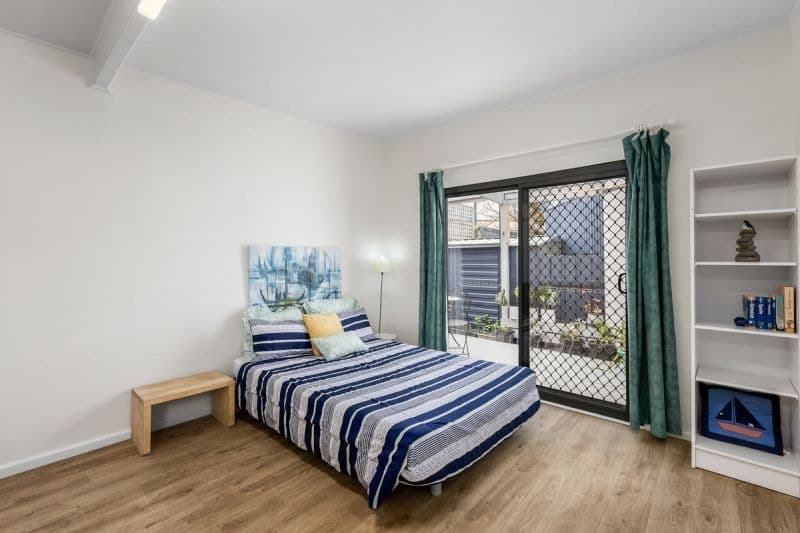 2/5 Collett Court, St Leonards - Thumbnail 3