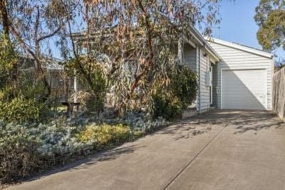2/22 Smythe Street, Portarlington - Thumbnail 2
