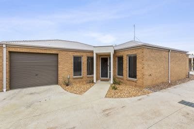 2/6 Edith Court, St Leonards - Thumbnail 2