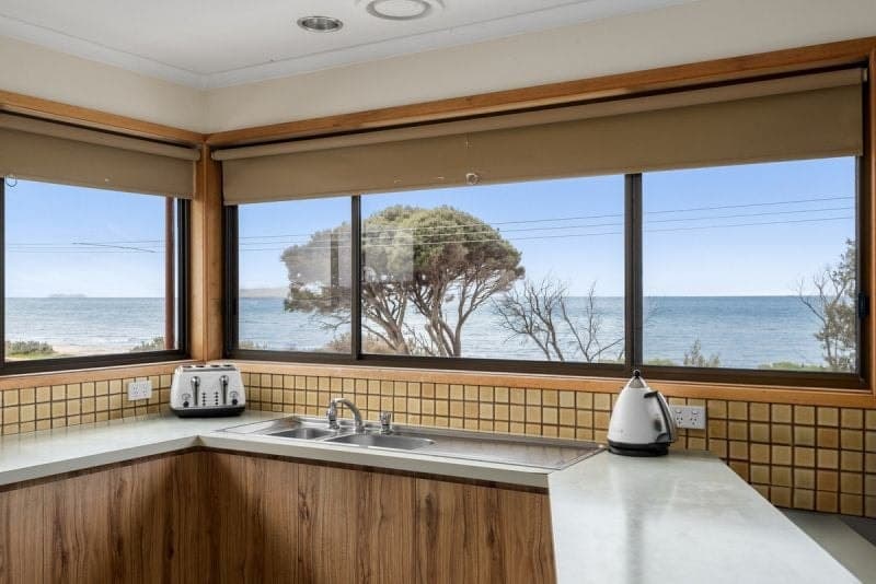 455 The Esplanade, St Leonards - Thumbnail 3