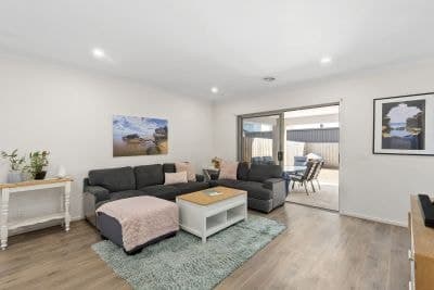 56 Miranda Crescent, St Leonards - Thumbnail 8