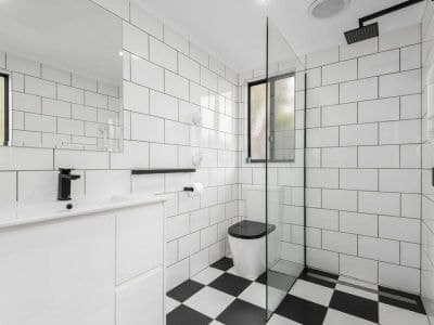 Unit 3 5 Collett Court, St Leonards - Thumbnail 8