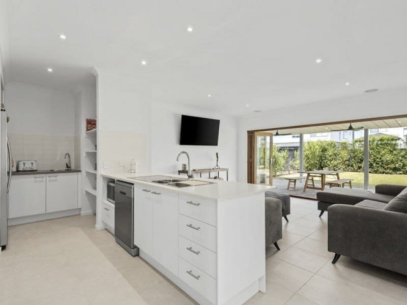 8 Port Deakin Street, St Leonards - Thumbnail 7