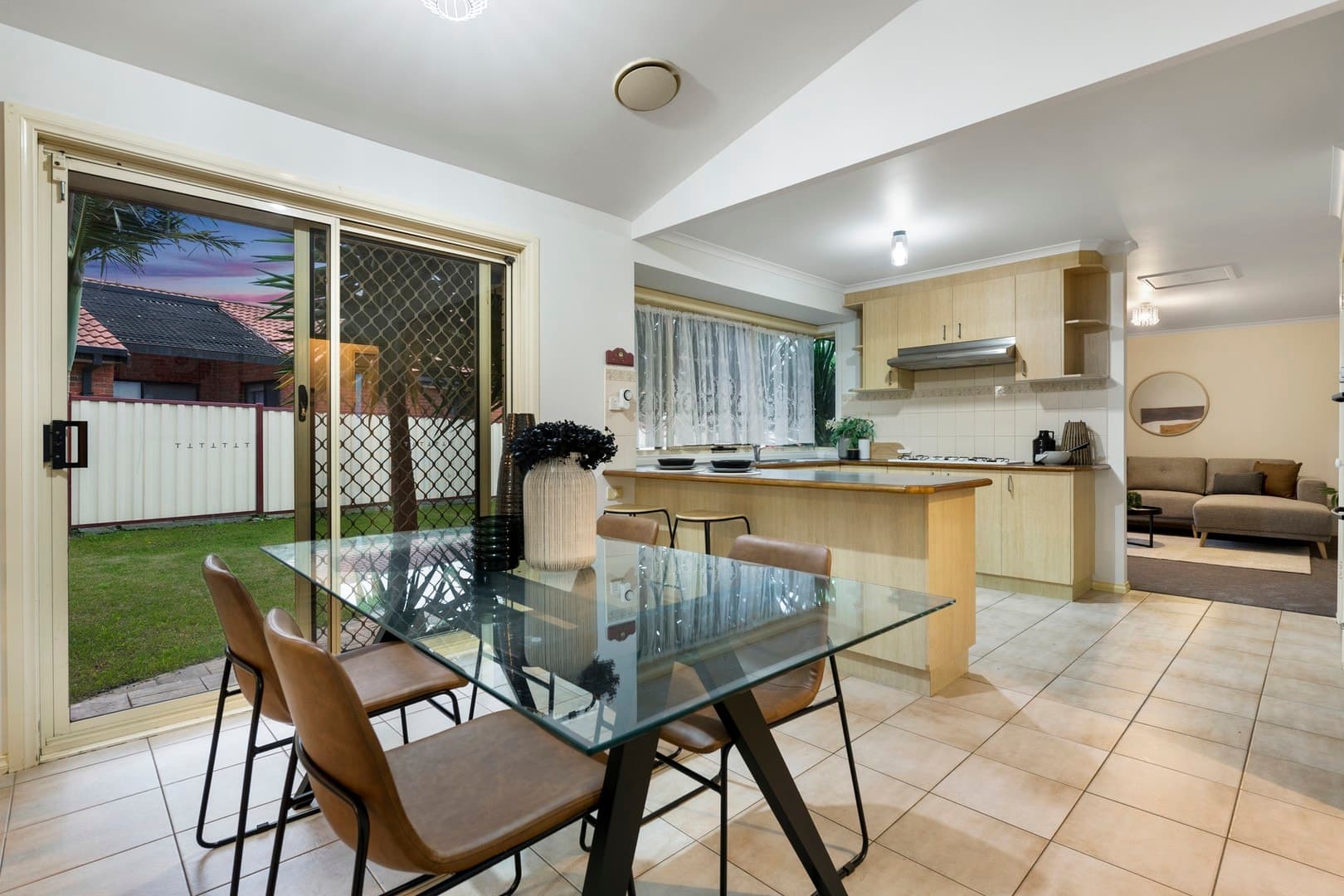 9 Panorama DriveHillside, vic 3037  - Leased, Hillside - Thumbnail 4