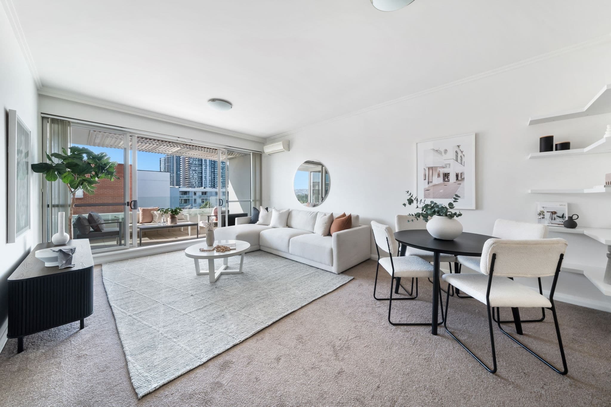 Wentworth Point, Wentworth Point - Thumbnail 2