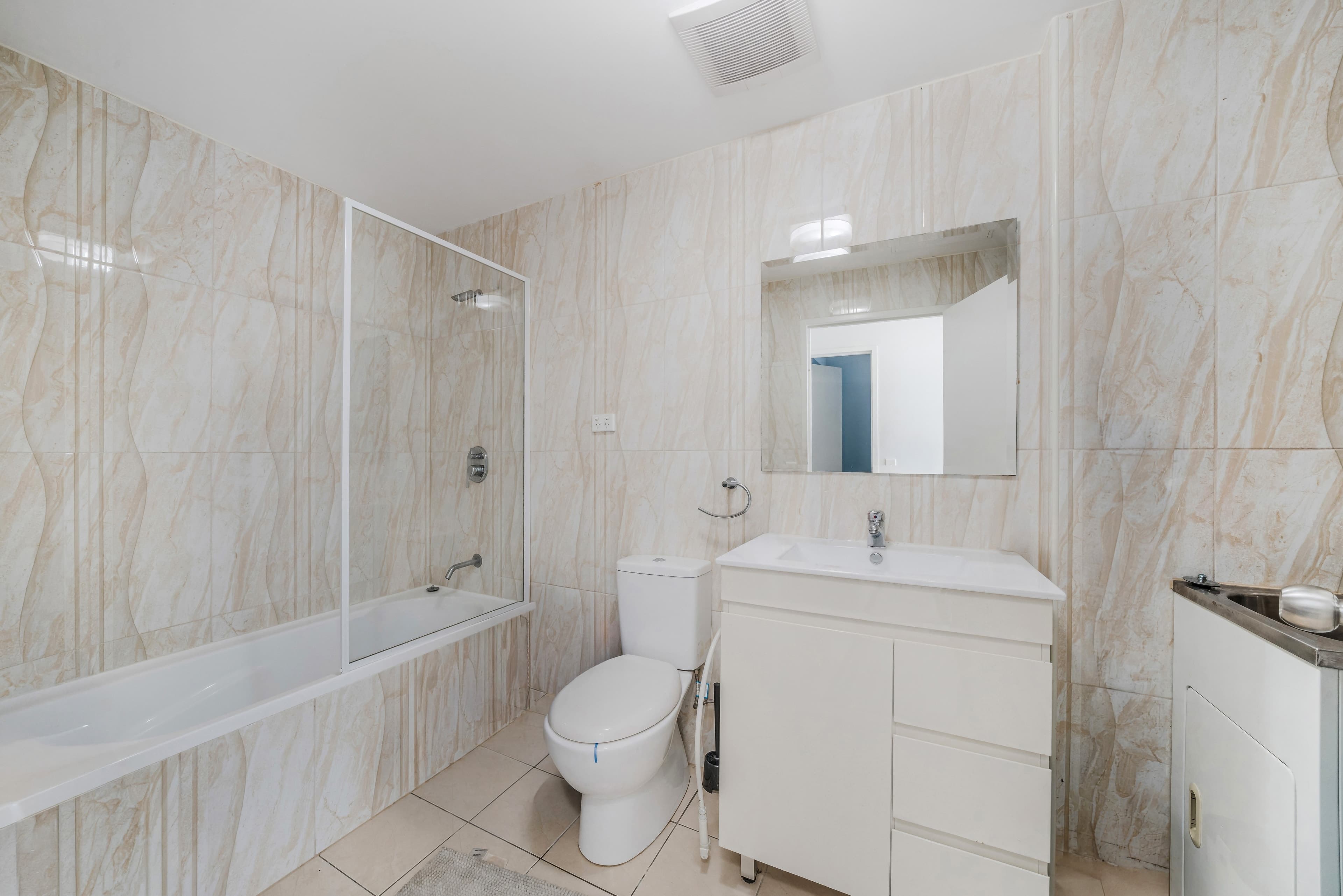 306/1 Mill Road, Liverpool, Liverpool - Thumbnail 8