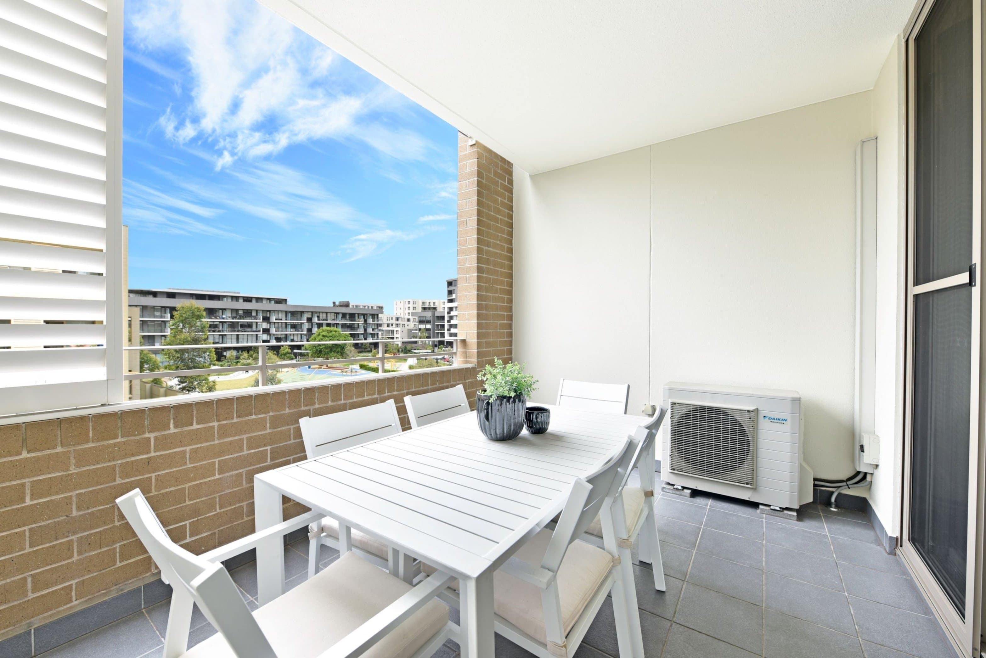 412/37 Amalfi Drive, Wentworth Point, Wentworth Point - Thumbnail 2