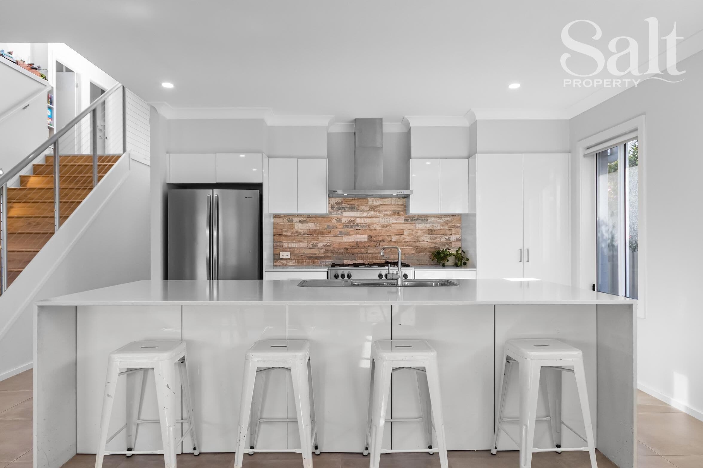 4 Creswell Avenue, Charlestown NSW 2290, Charlestown - Thumbnail 2