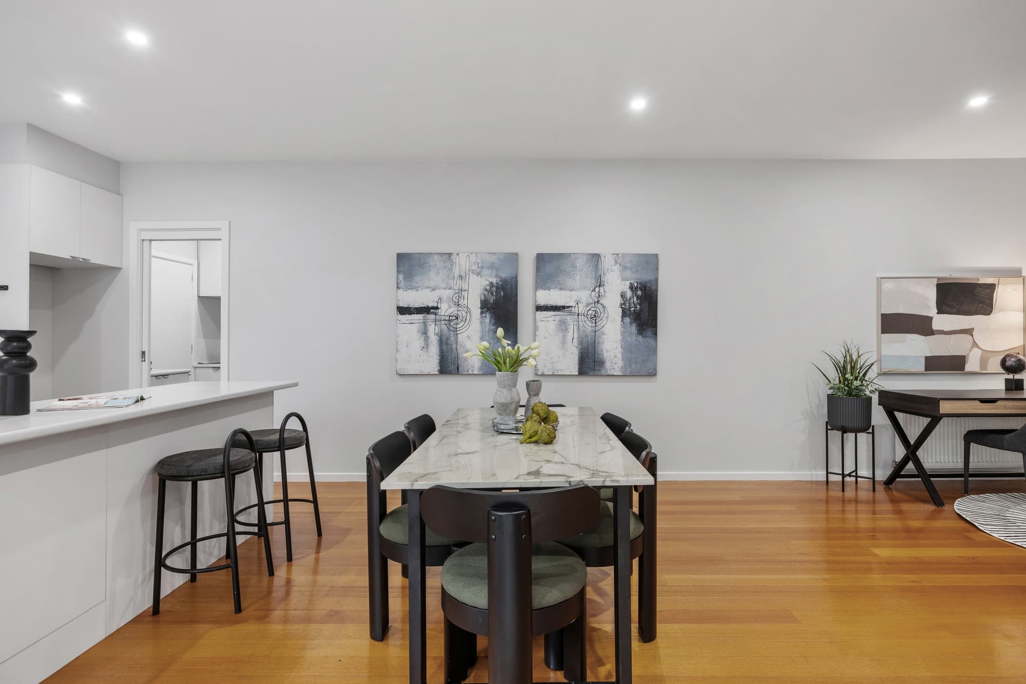 1/48 Foch Street, Box Hill South - Thumbnail 4