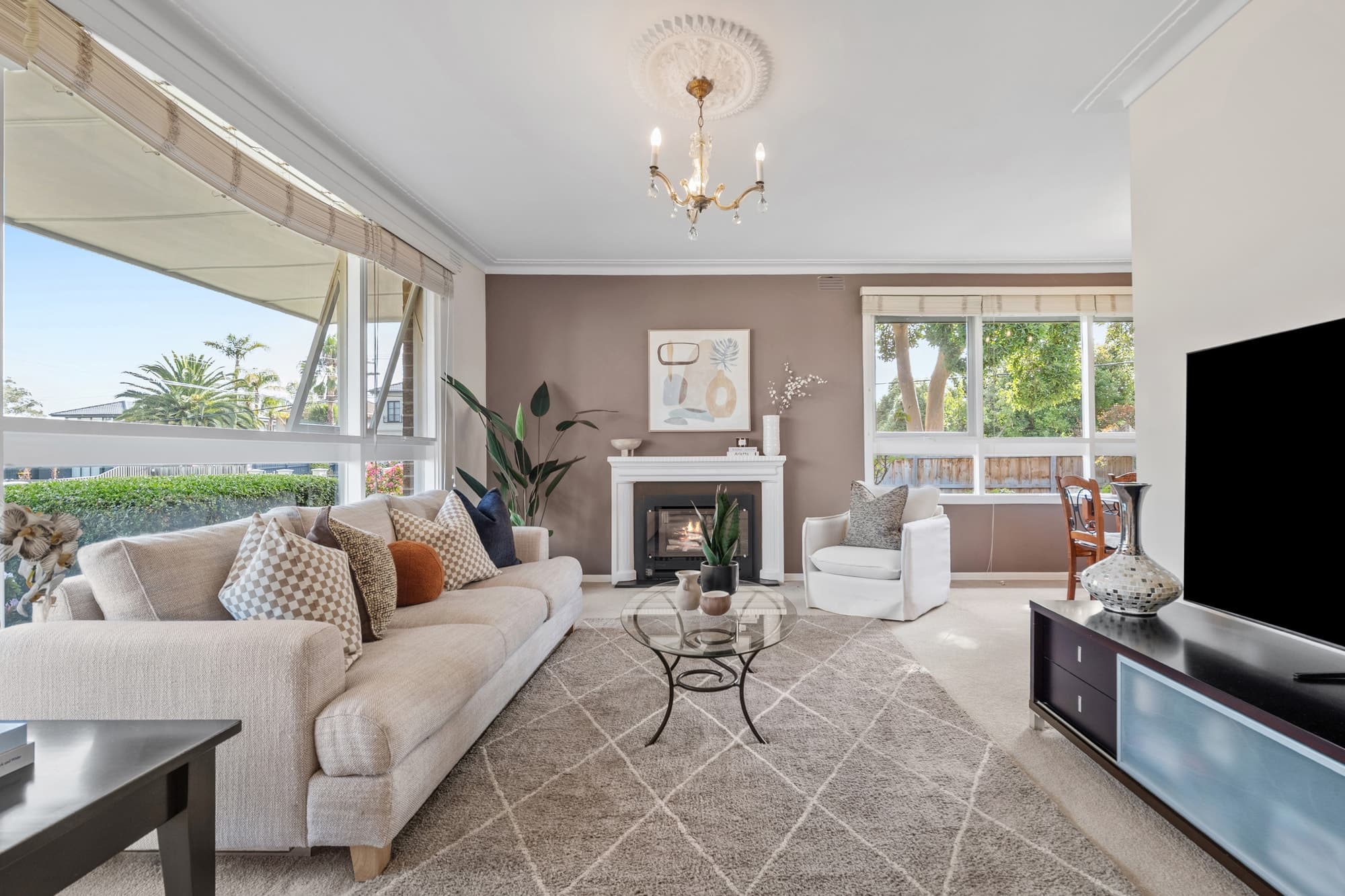 43 Newhaven Road, Burwood East - Thumbnail 3