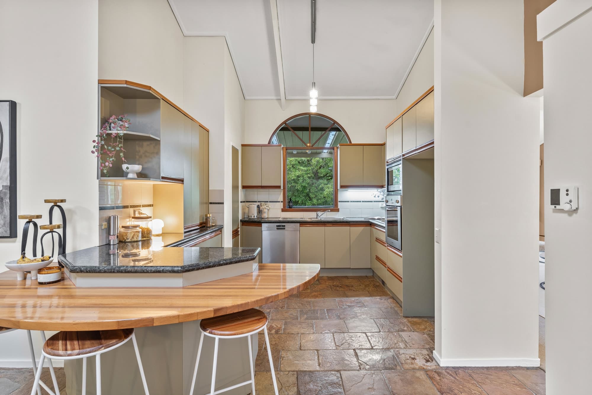 5 Padua Court, Vermont - Thumbnail 6