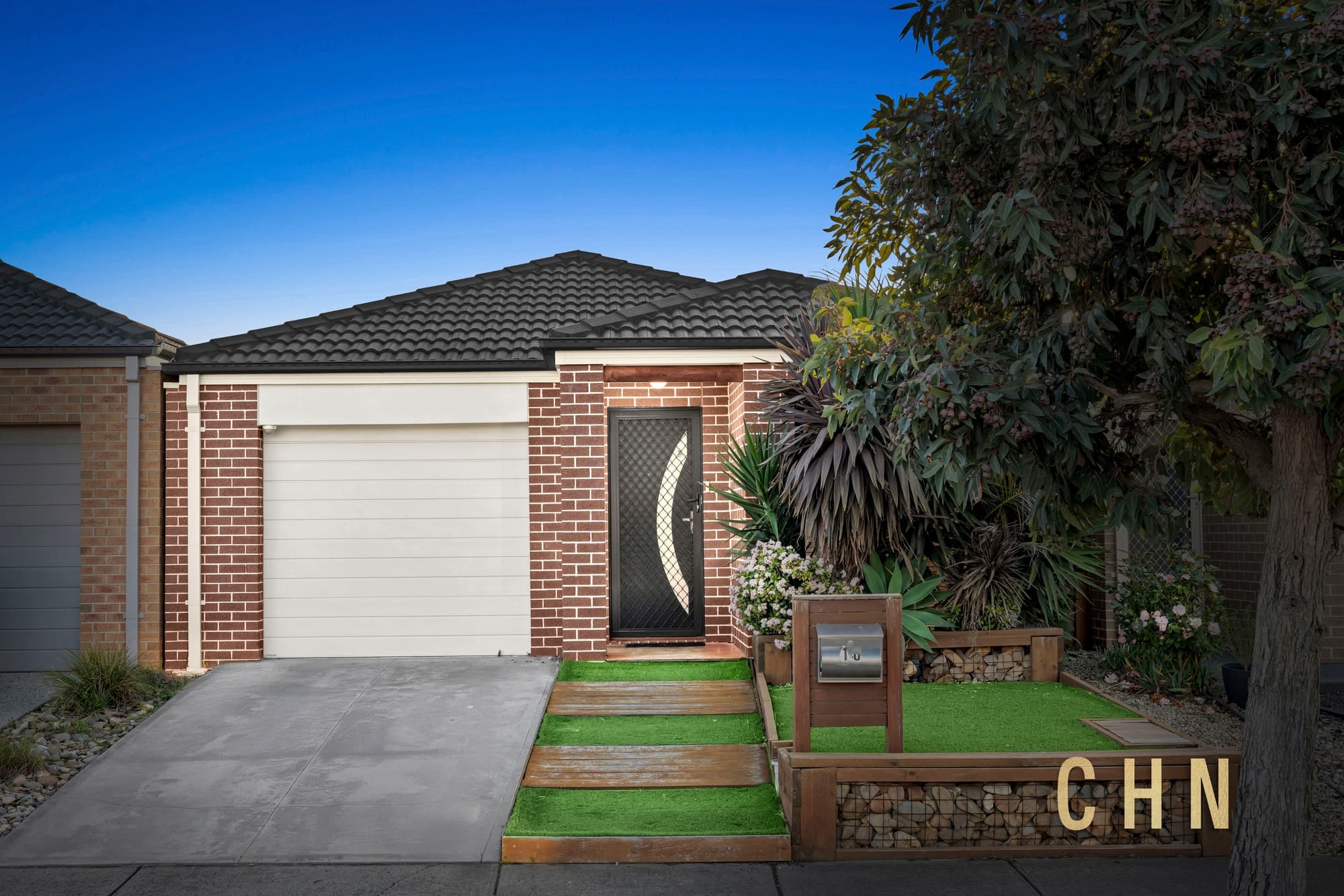 16 Treeleaf Avenue, Point Cook - Image 1