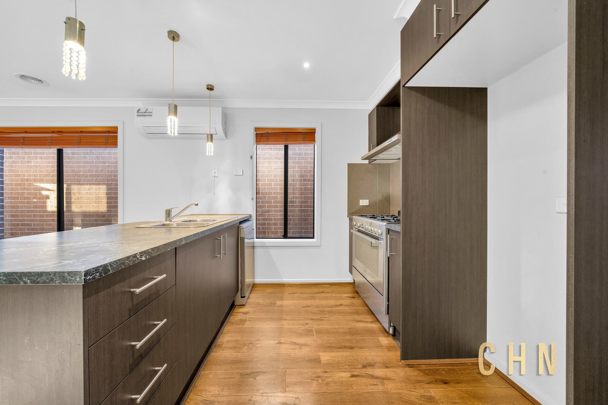 16 Treeleaf Avenue, Point Cook - Thumbnail 6