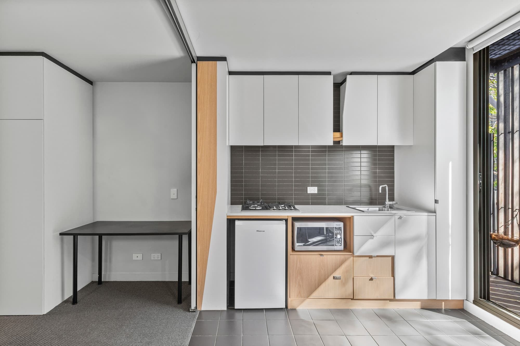 303/6 John Street, Box Hill - Thumbnail 2