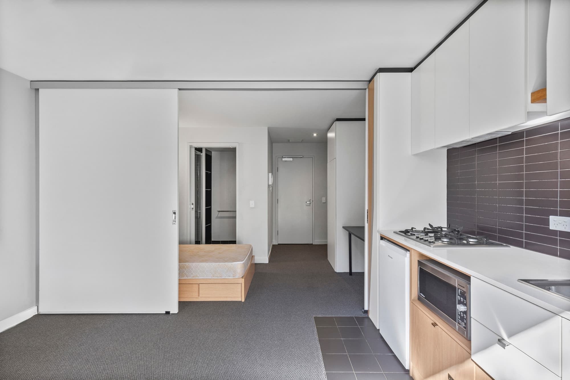 303/6 John Street, Box Hill - Thumbnail 3