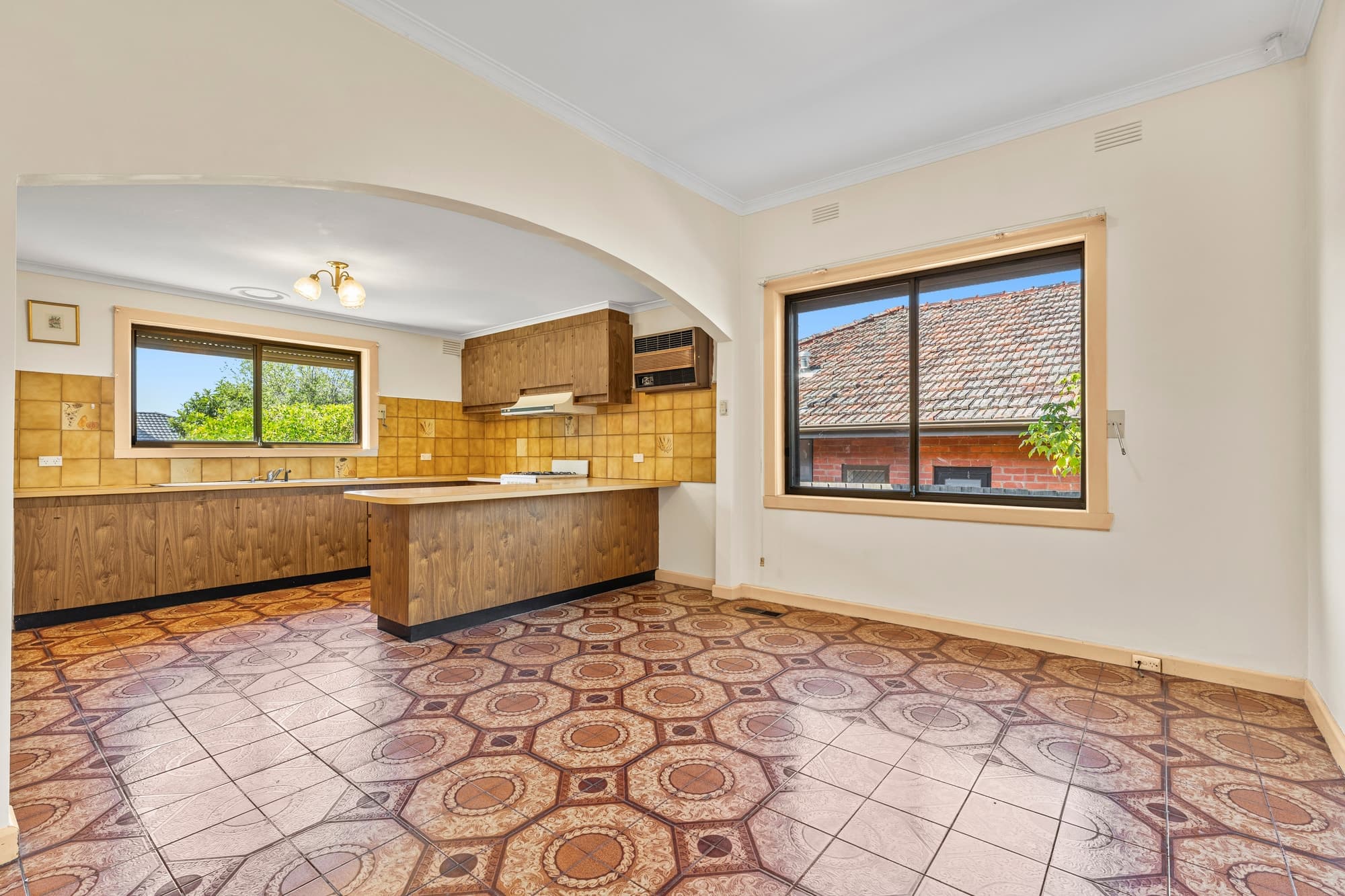 561 Warrigal Road, Ashwood - Thumbnail 7