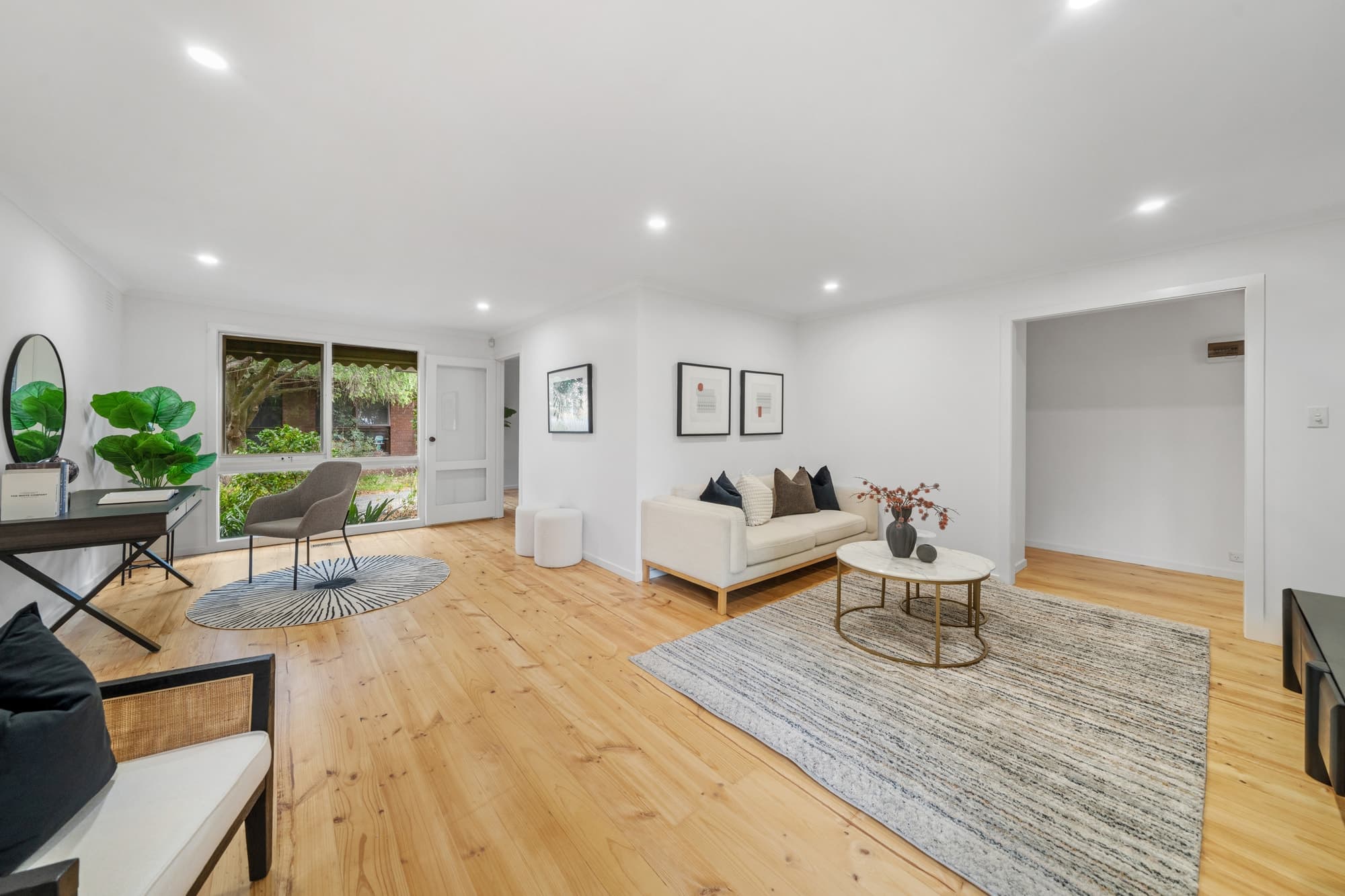 1/25 Glen Ebor Avenue, Blackburn - Thumbnail 3