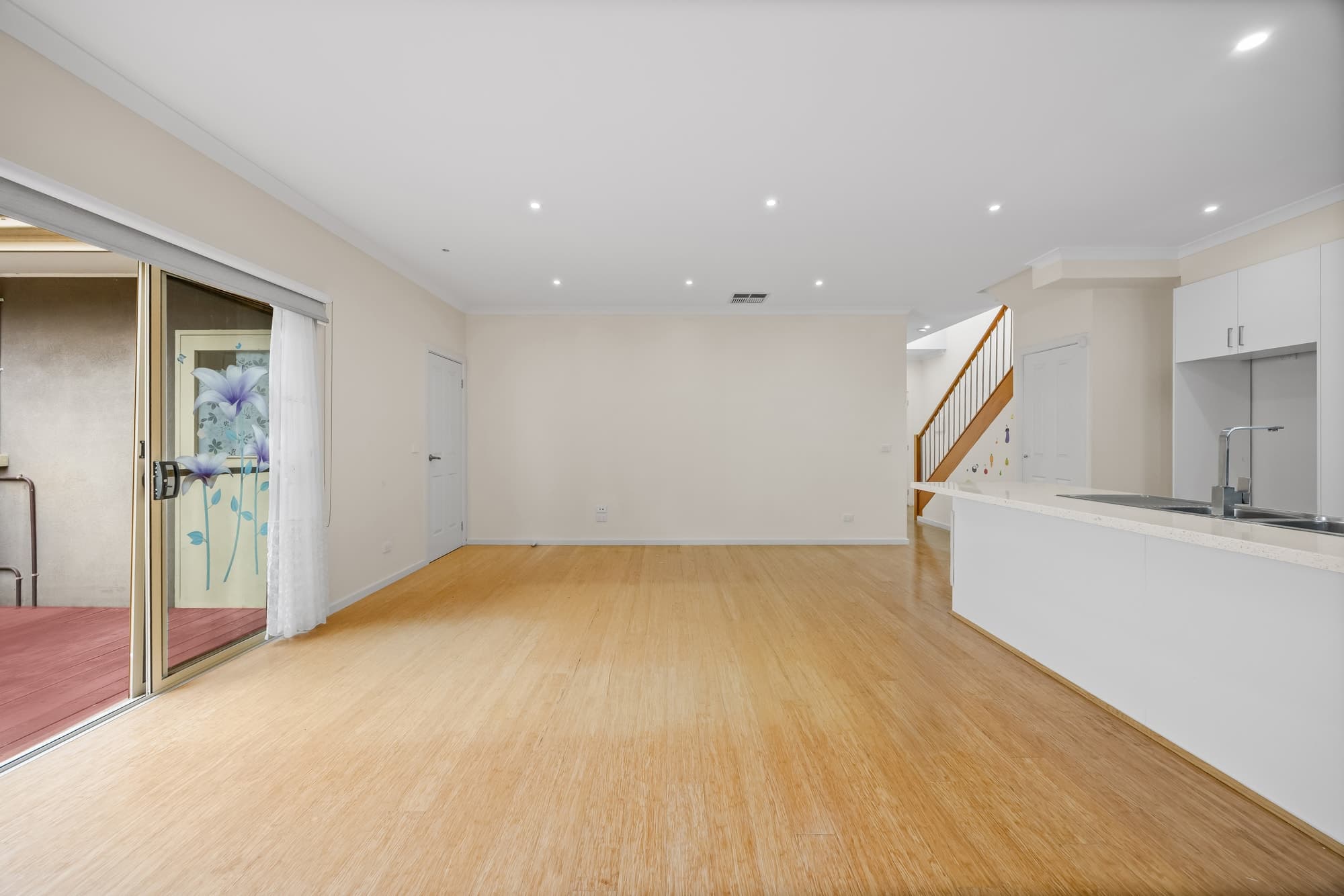 1/131 Dorking Road, Box Hill North - Thumbnail 3