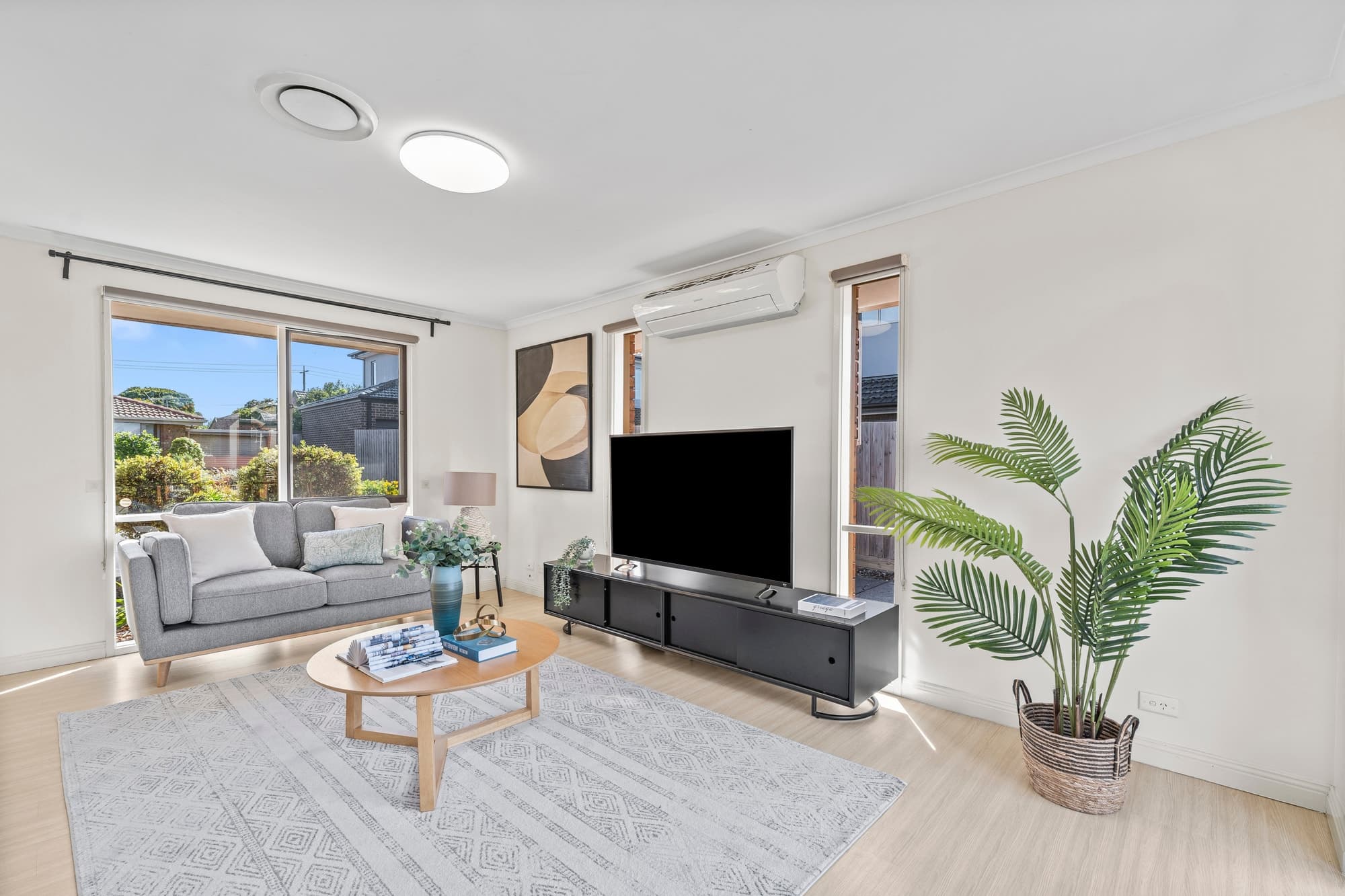 1/11 Beverley Street, Doncaster East - Thumbnail 3