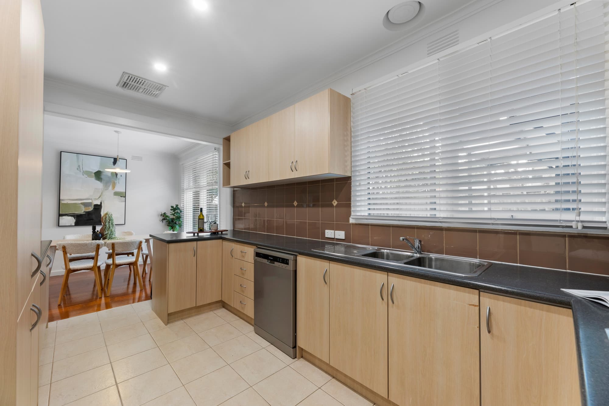 355 Springvale Road, Forest Hill - Thumbnail 6