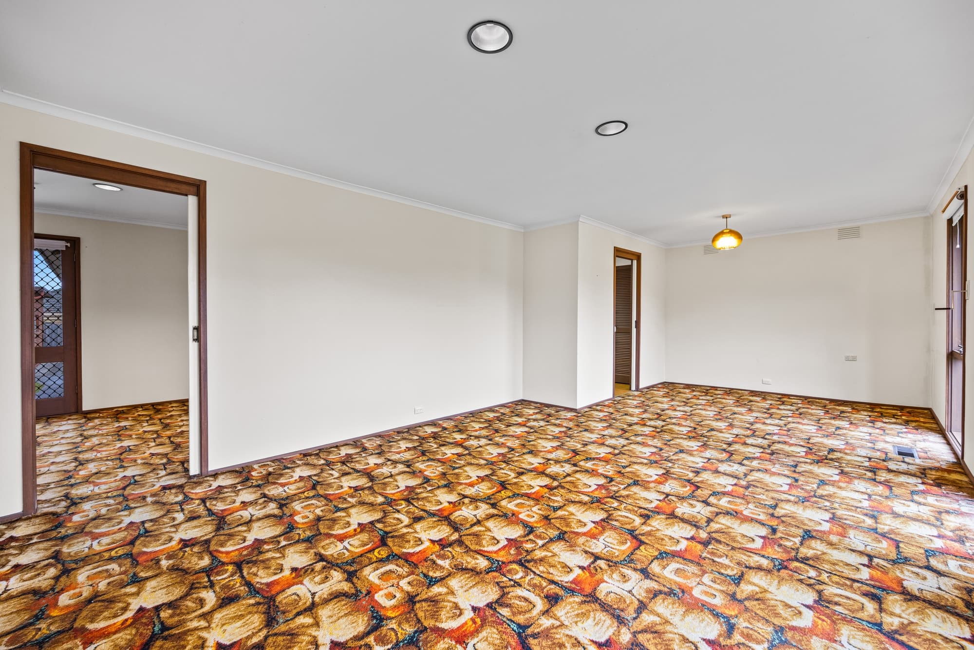 7 Vista Court, Box Hill North - Thumbnail 4