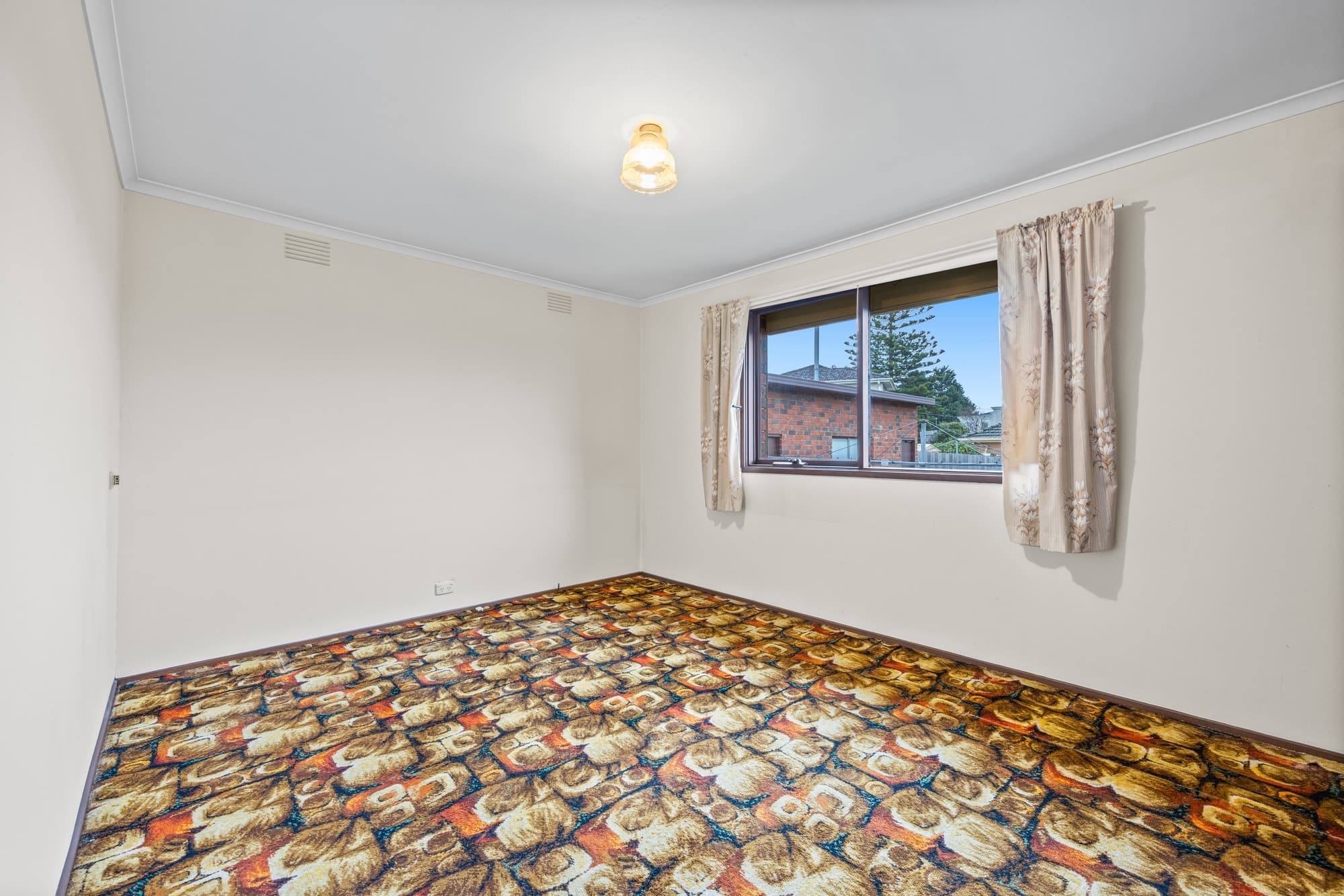 7 Vista Court, Box Hill North - Thumbnail 8