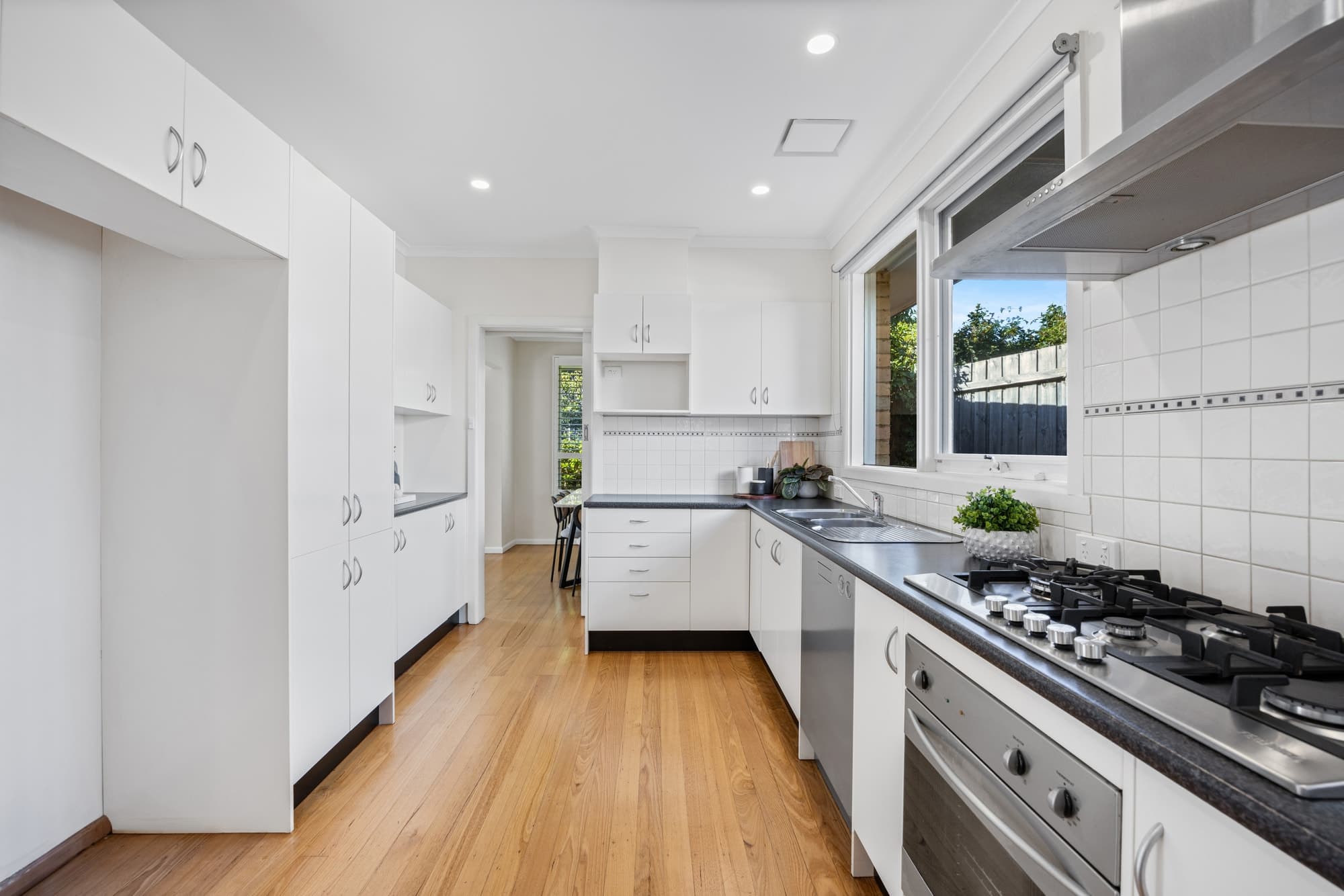 183 Dorking Road, Box Hill North - Thumbnail 5