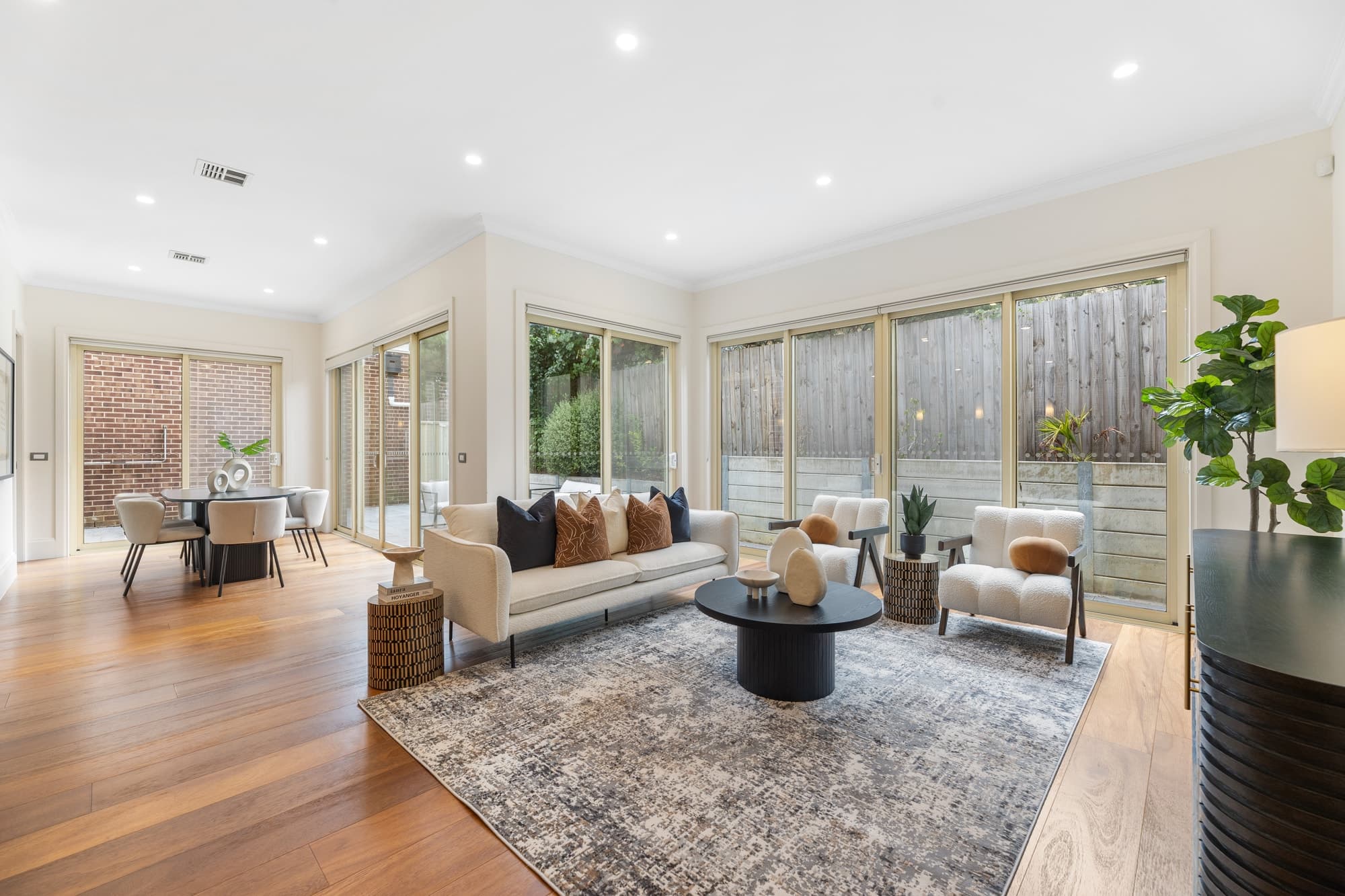 2/27-29 Clyde Street, Box Hill North - Thumbnail 2