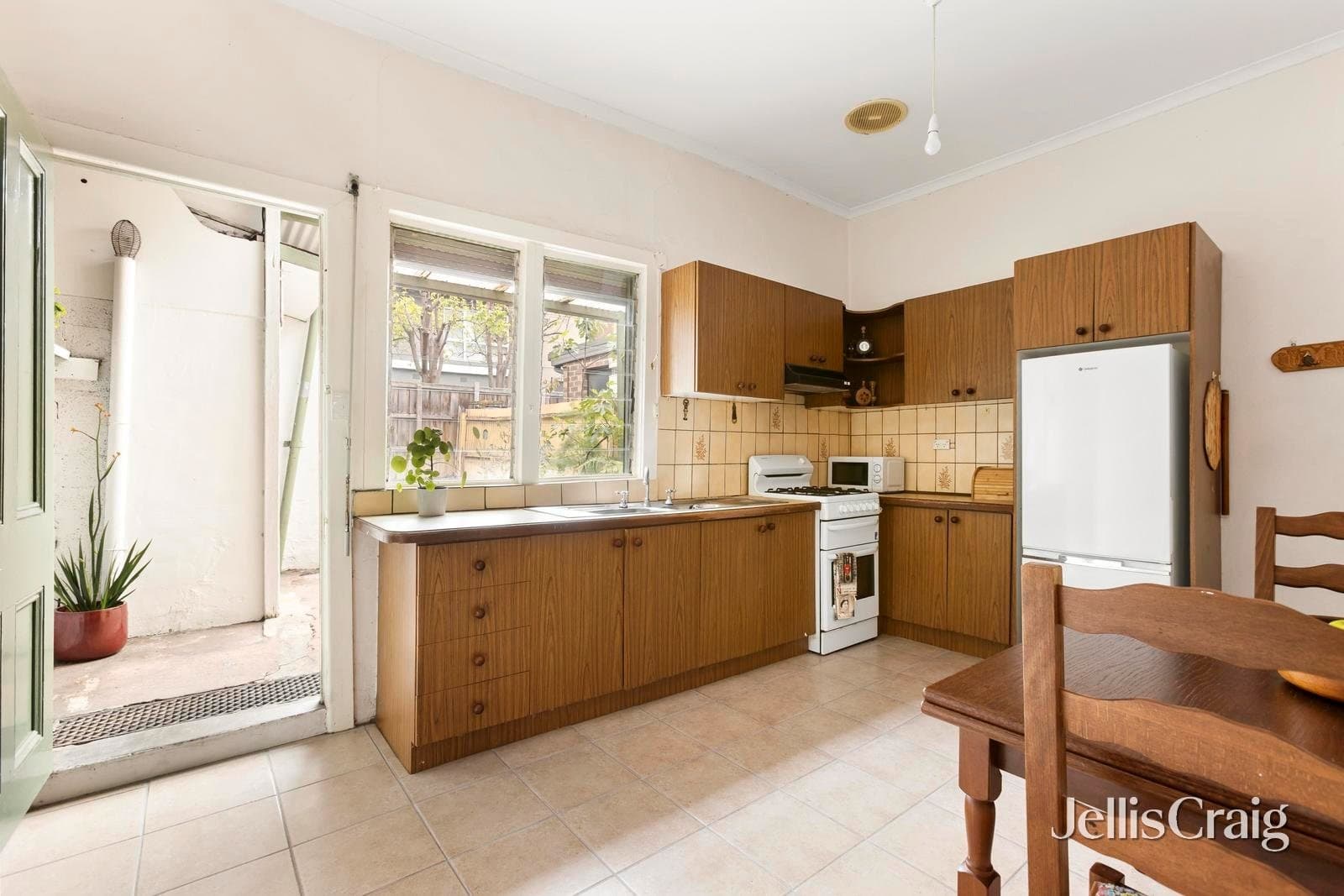 421 Bay Street, Port Melbourne, Port Melbourne - Thumbnail 5