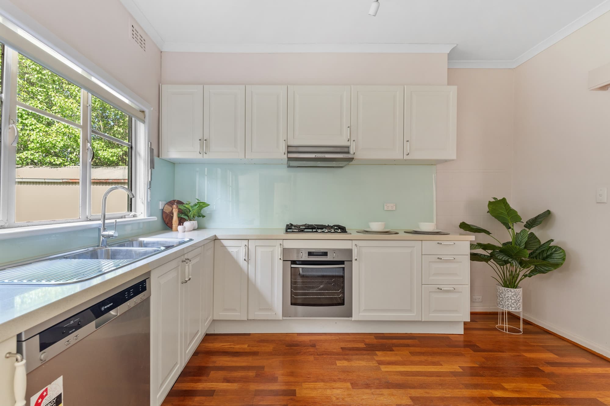 8 Martin Street, Box Hill North - Thumbnail 8