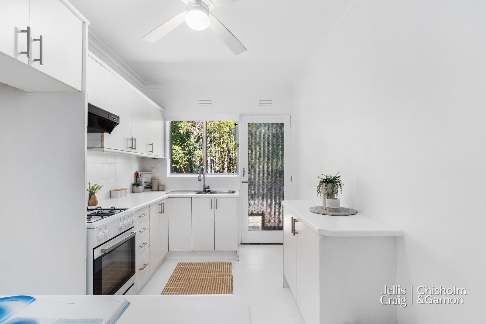 13/21-23 Tiuna Grove, Elwood, Elwood - Thumbnail 7