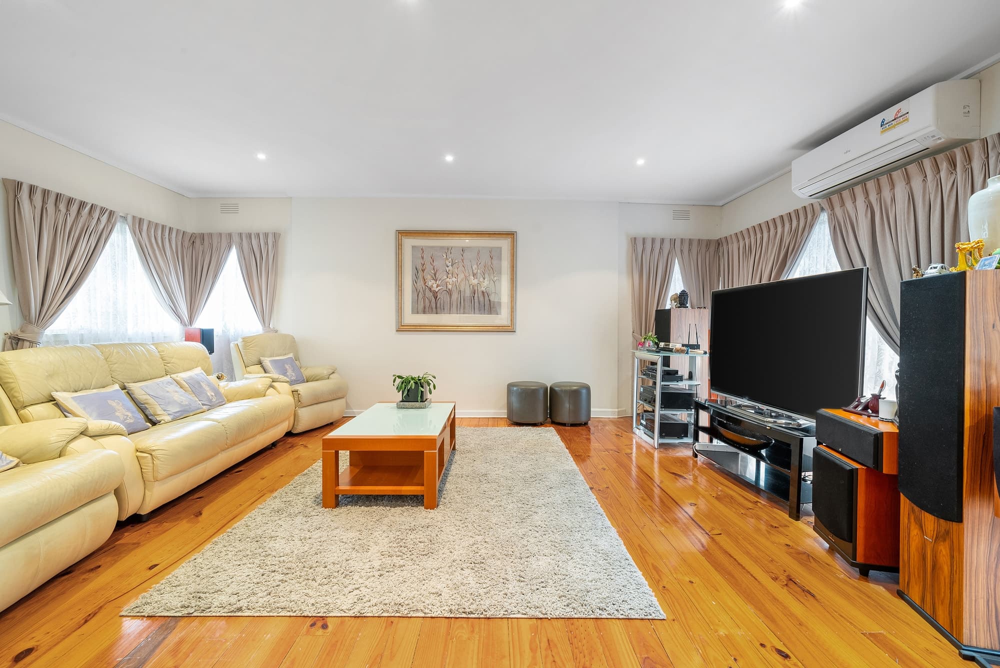 7 Tiffany Court, Doncaster - Thumbnail 2