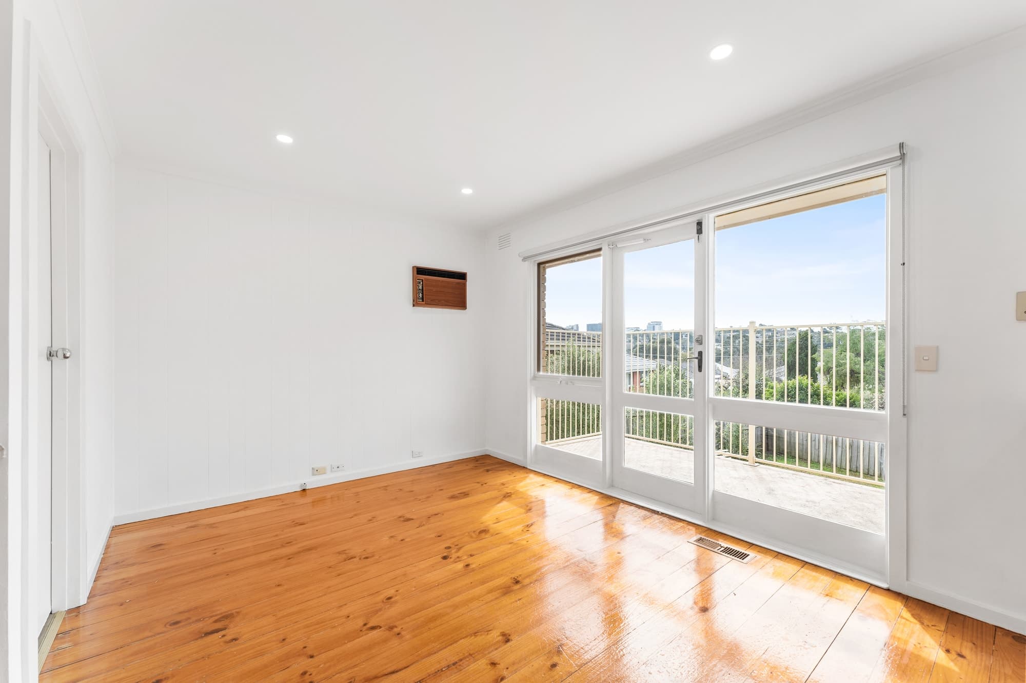 17 Narallah Grove, Box Hill North - Thumbnail 7