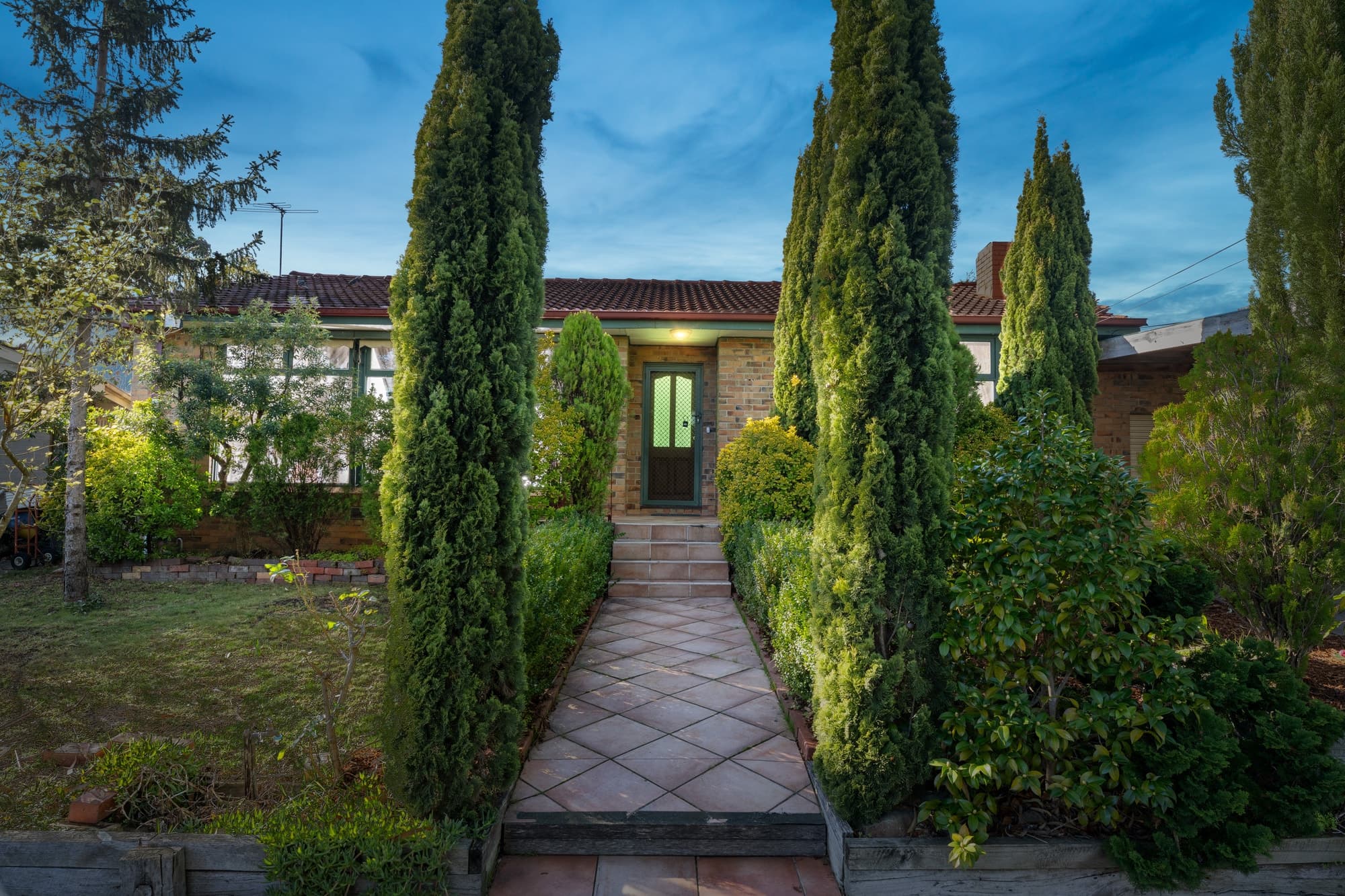11 Slater Avenue, Blackburn North - Thumbnail 2